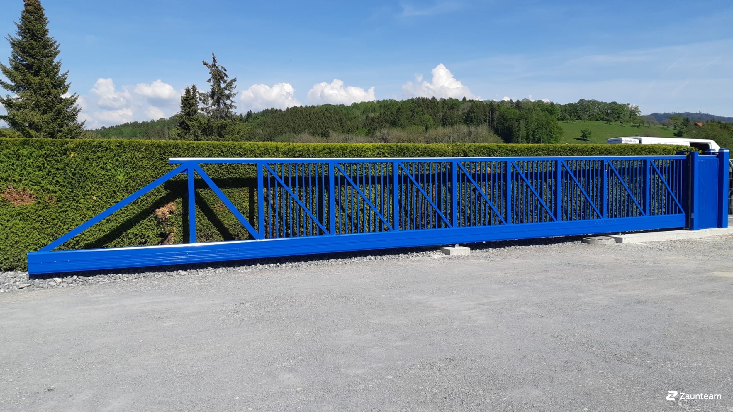 Automatische Tore aus dem 2020 in 1072 Forel  Schweiz von Swissclôture Léman.