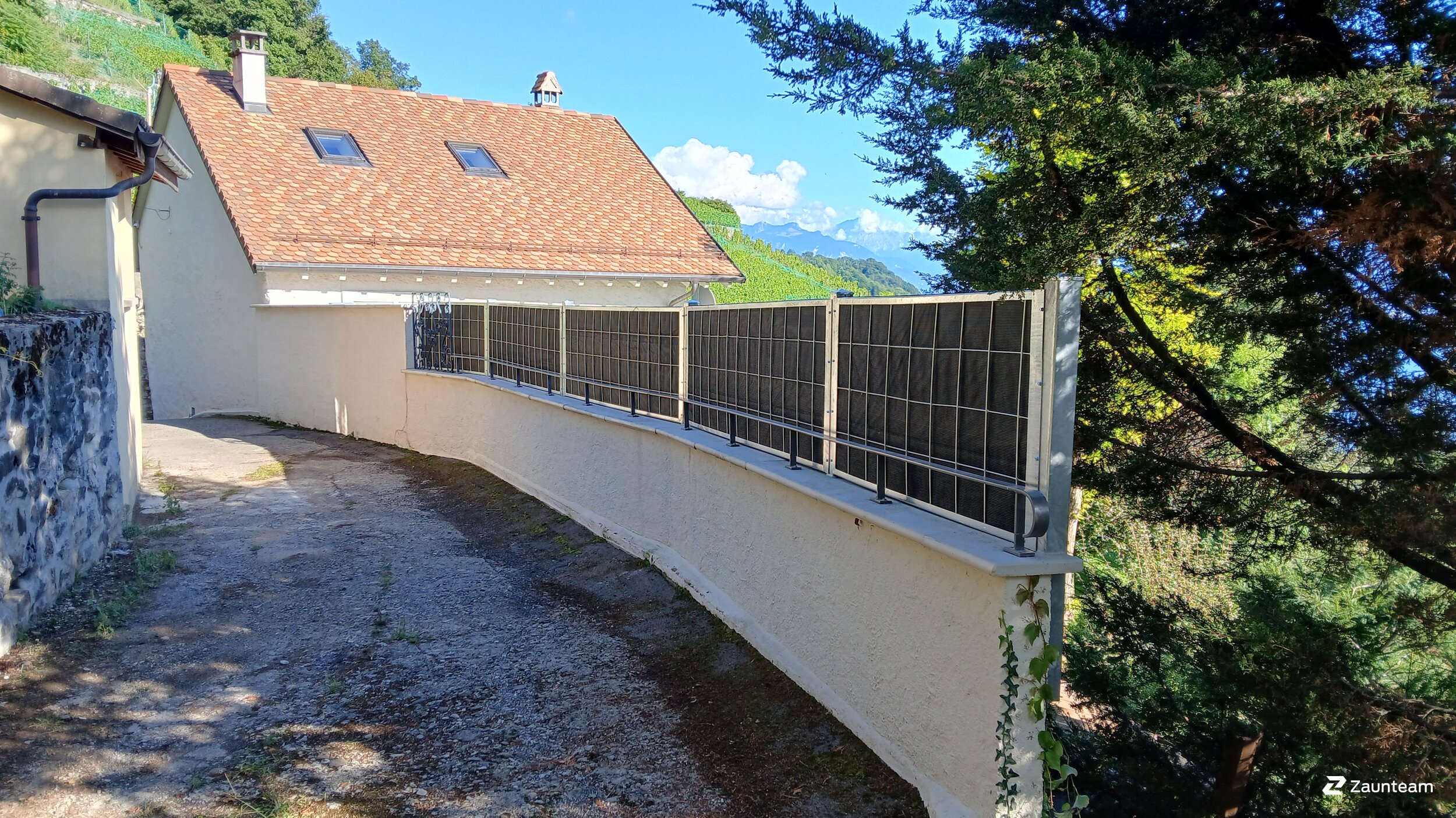 Lärmschutzzaun aus dem 2025 in 1097 Riex Schweiz von Swissclôture Léman.