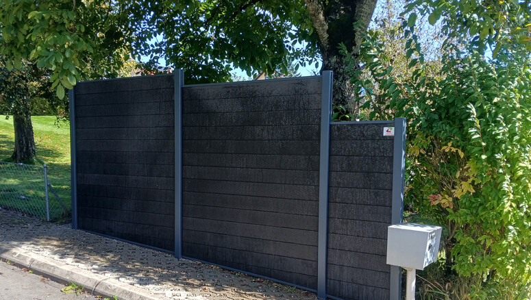 Pare-vue en WPC de 2025 à 1072 Forel (Lavaux) Suisse de Swissclôture Léman.