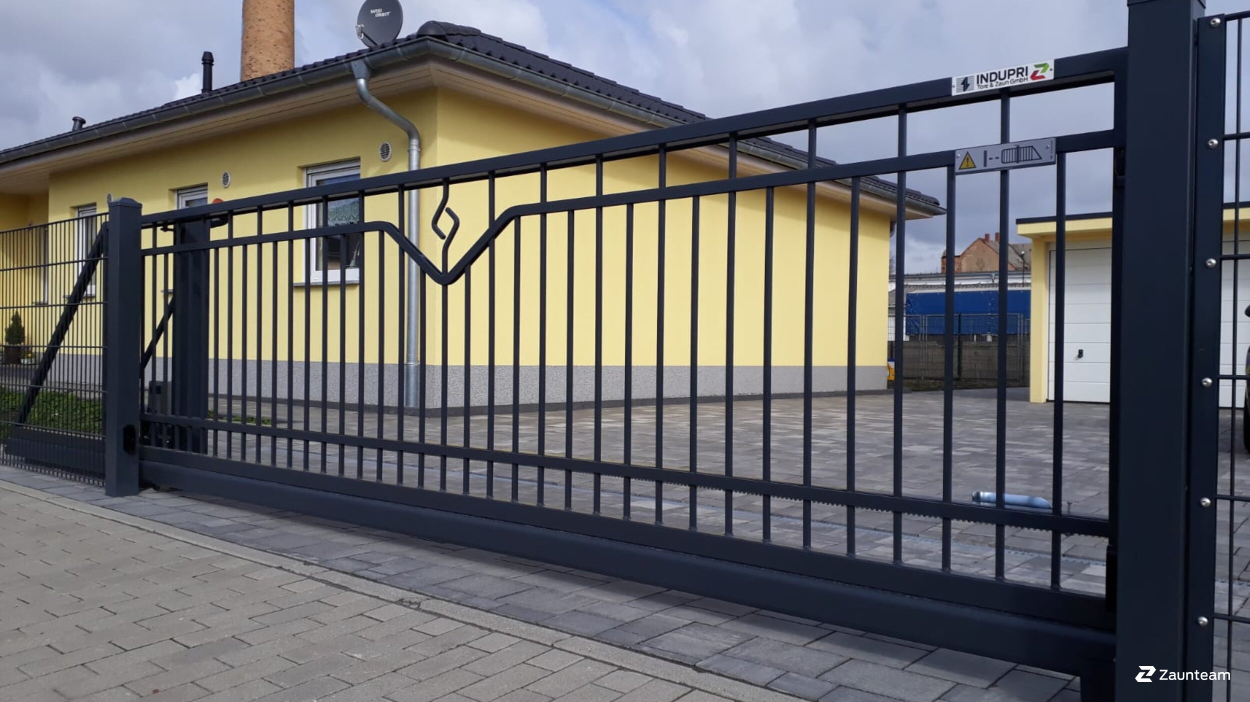Automatische Tore aus dem 2019 in 04523 Pegau Deutschland von Zaunteam Ostthüringen.