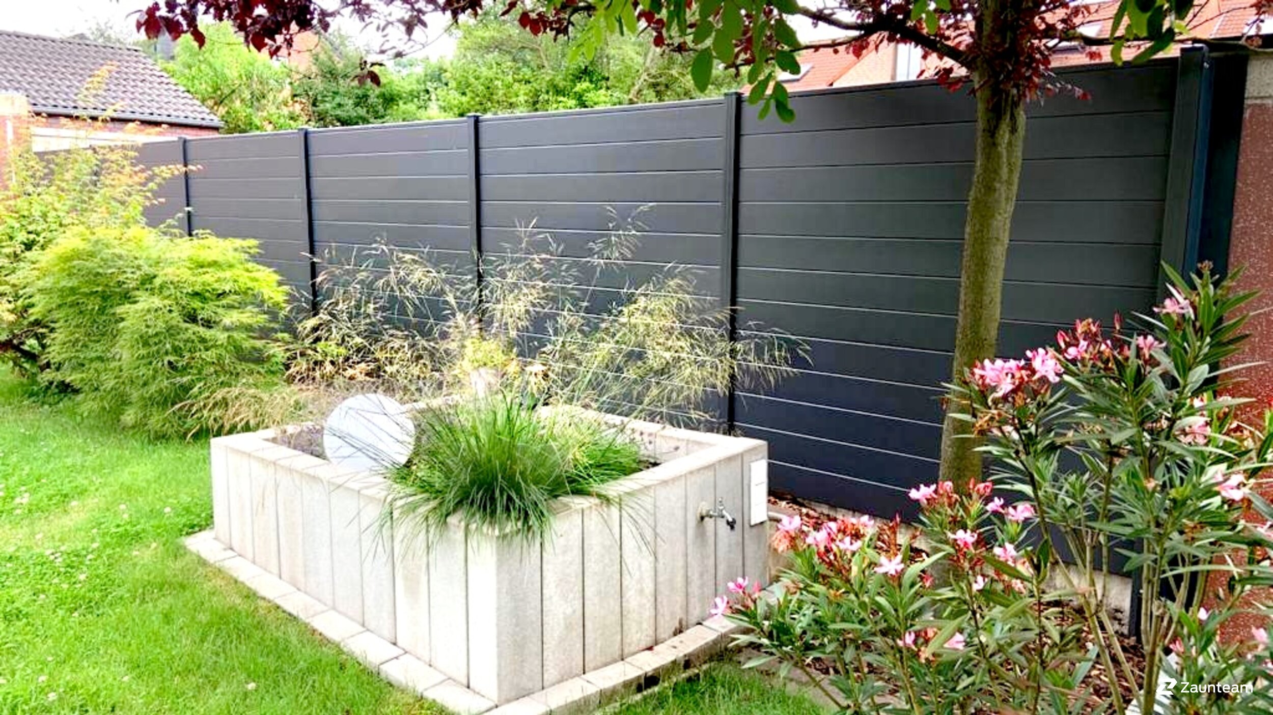 Protection brise-vue en aluminium de 2021 à 45139 Essen Allemagne de Zaunteam Essen.