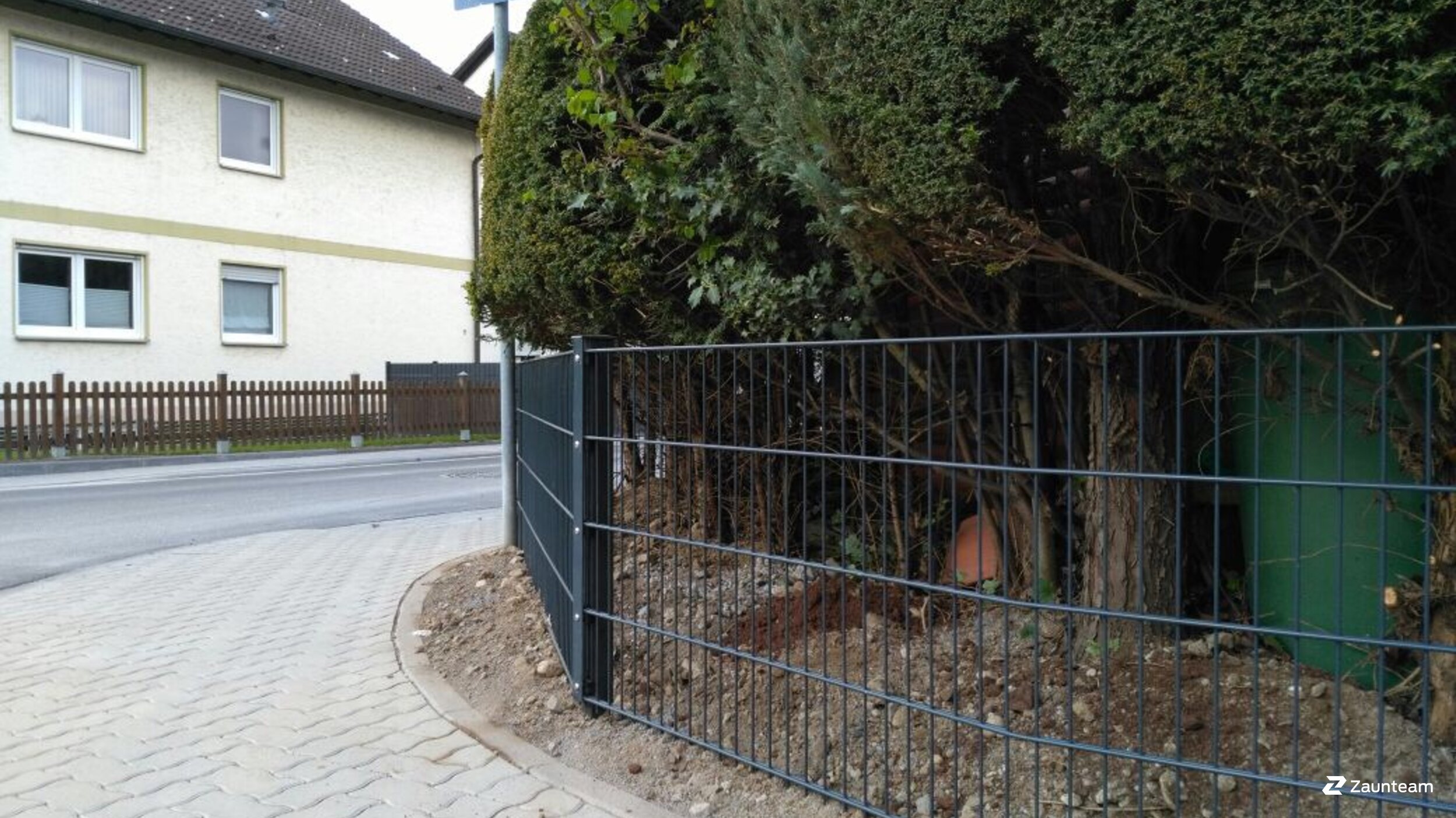 Doppelstabmattenzaun aus dem 2017 in 53489 Remagen Deutschland von Zaunteam Rhein-Ahr.