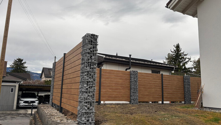Aluminium Sichtschutz aus dem 2025 in 9436 Balgach Schweiz von Zaunteam Rheintal.