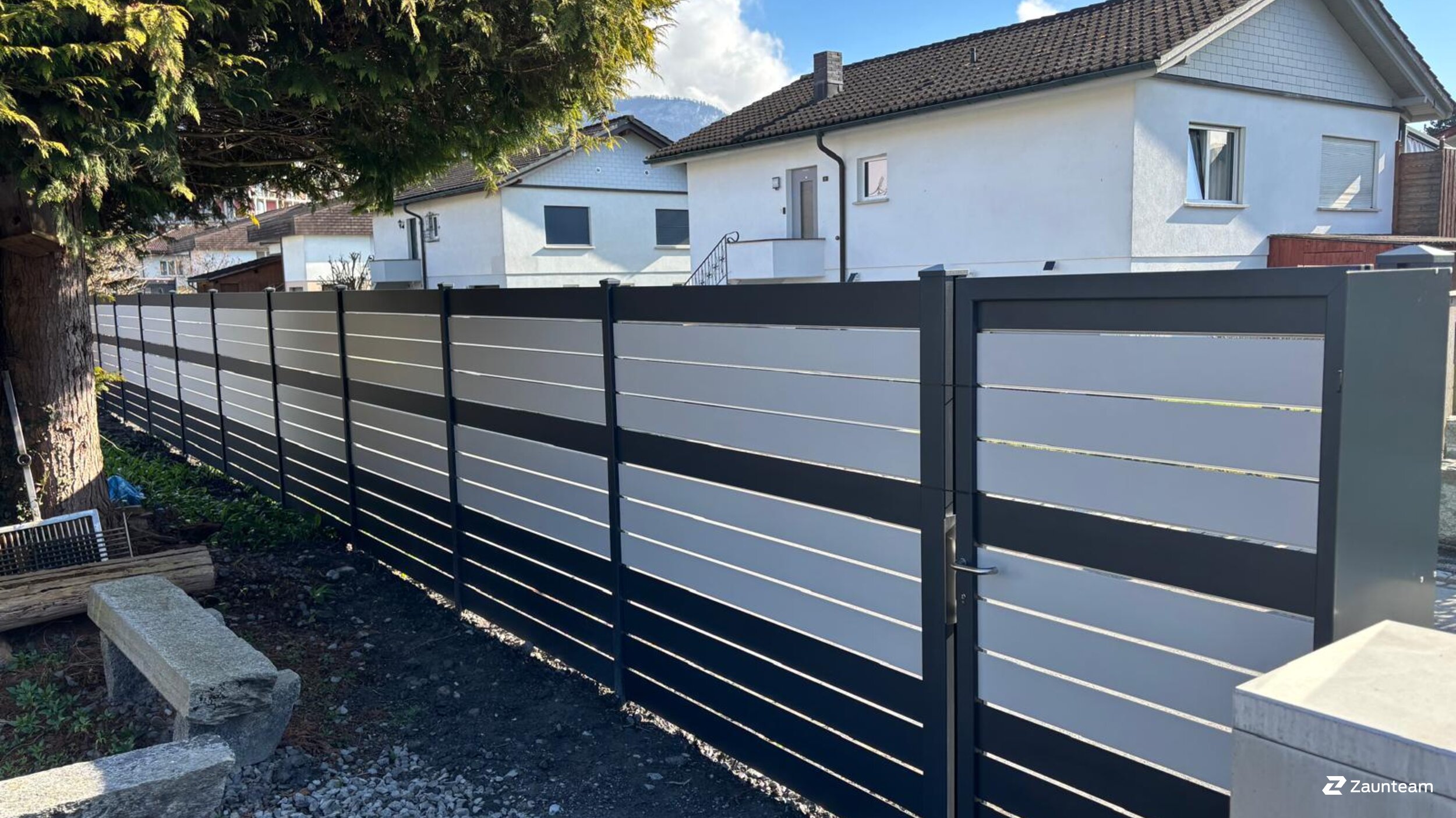 Protection brise-vue en aluminium de 2026 à 9444 Diepoldsau Suisse de Zaunteam Rheintal.
