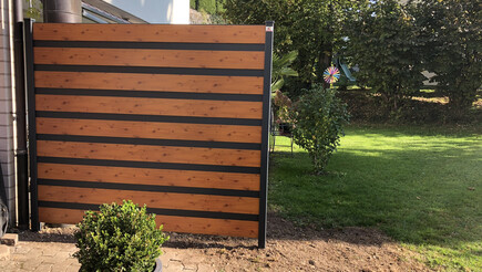 Protection brise-vue en aluminium de 2018 à 9200 Gossau Suisse de Zaunteam Appenzellerland.