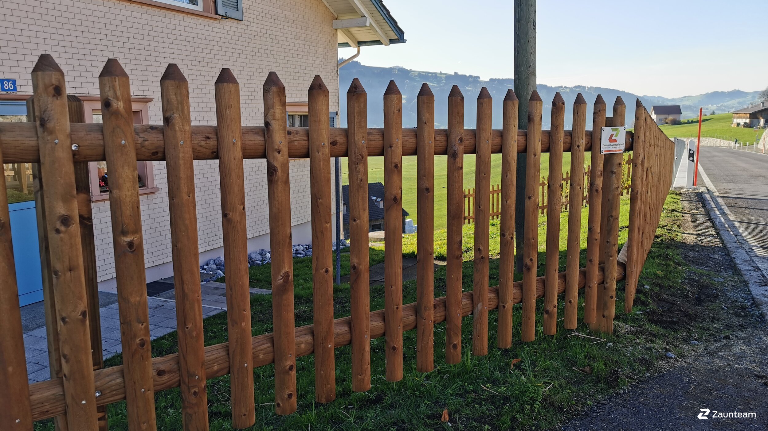 Palisadenzaun aus dem 2020 in 9050 Appenzell Schweiz von Zaunteam Appenzellerland.