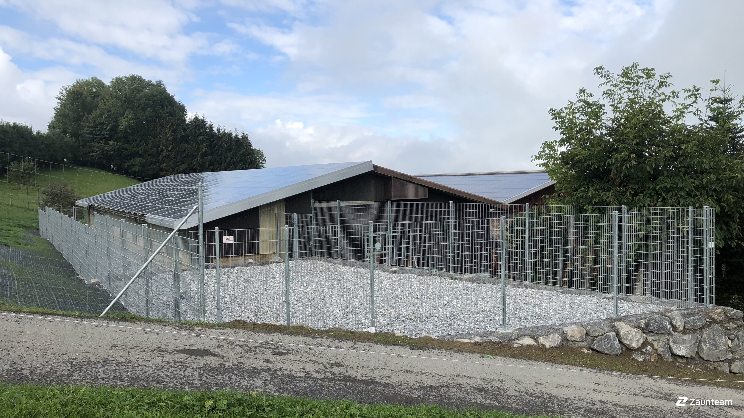 Doppelstabmattenzaun aus dem 2018 in 9044 Wald Schweiz von Zaunteam Appenzellerland.