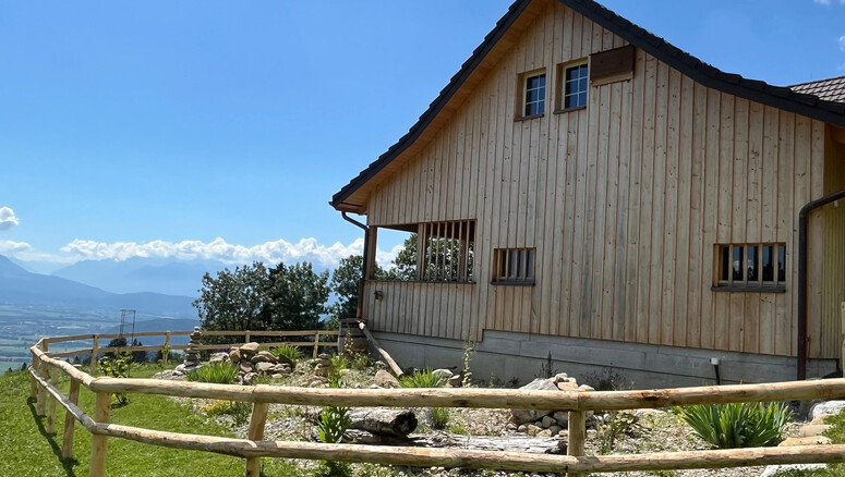 Halbrundlattenzaun aus dem 2025 in 9450 Altstätten Schweiz von Zaunteam Appenzellerland.