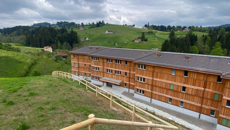 Halbrundlattenzaun aus dem 2025 in 9053 Teufen AR Schweiz von Zaunteam Appenzellerland.