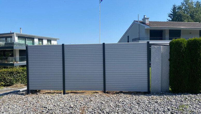 Protection brise-vue en aluminium de 2025 à 9300 Wittenbach Suisse de Zaunteam Appenzellerland.