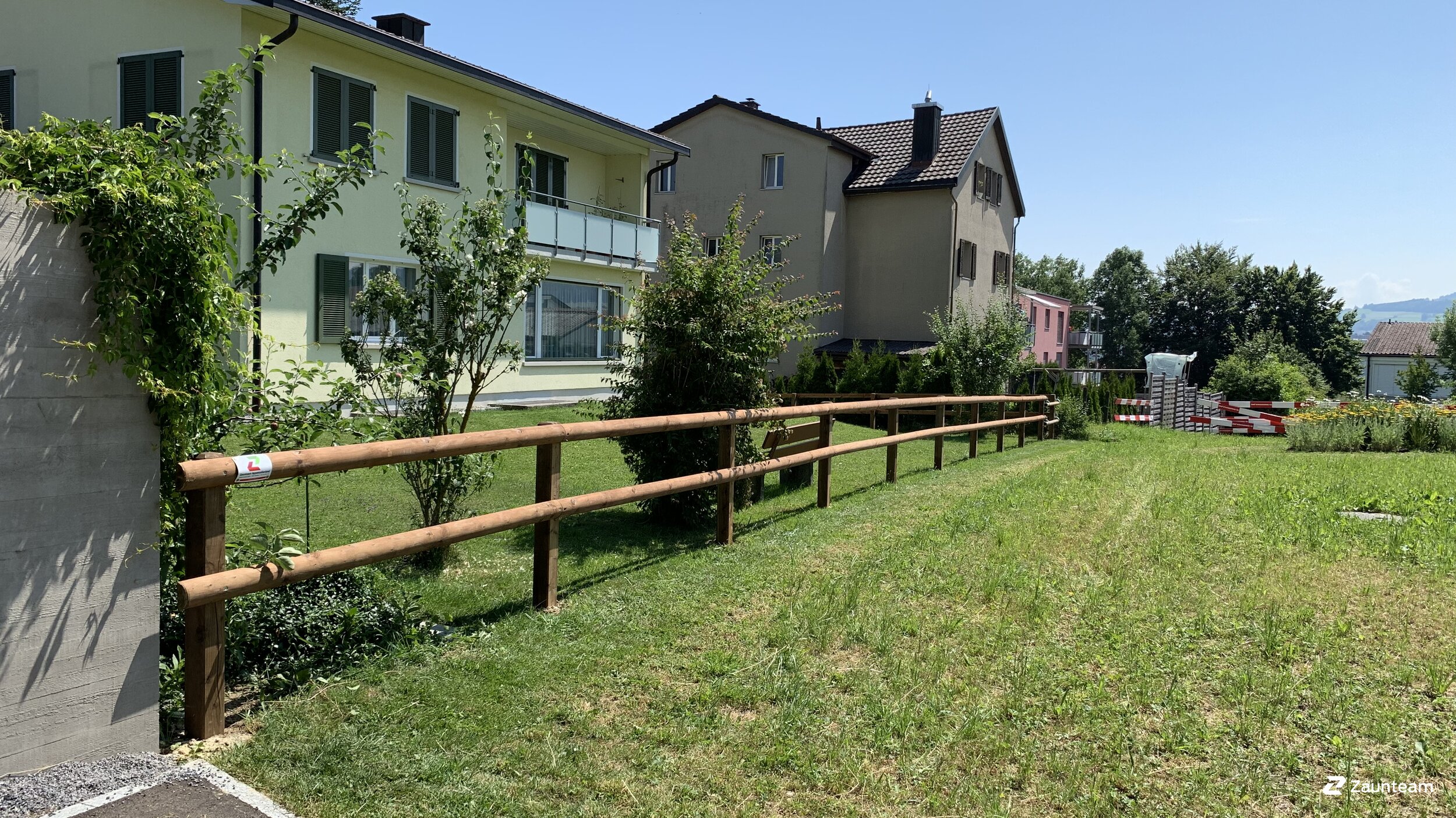 Halbrundlattenzaun aus dem 2019 in 9032 Engelburg Schweiz von Zaunteam Appenzellerland.