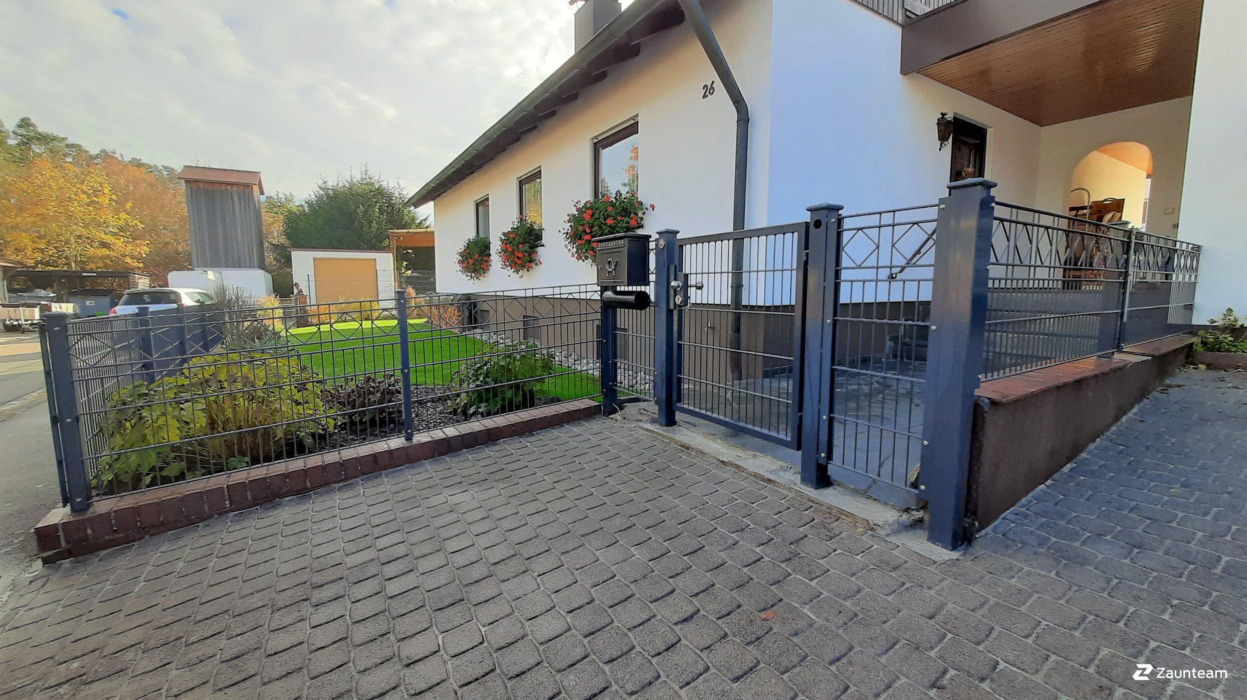 Decorzaun aus dem 2022 in 91226 Rednitzembach Deutschland von Zaunteam Nürnberg.