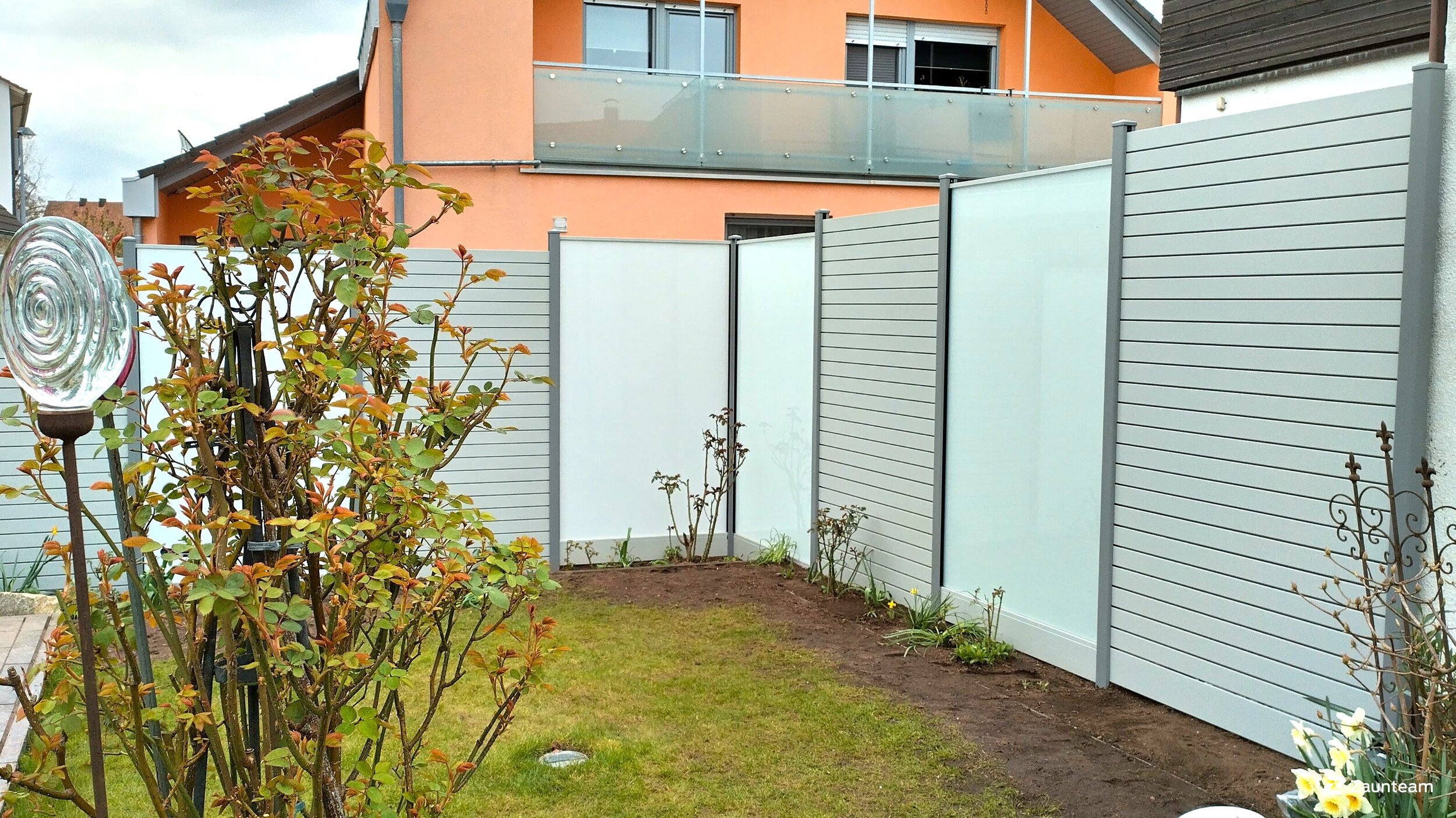 Aluminium Sichtschutz aus dem 2024 in 90537 Feucht Deutschland von Zaunteam Nürnberg.