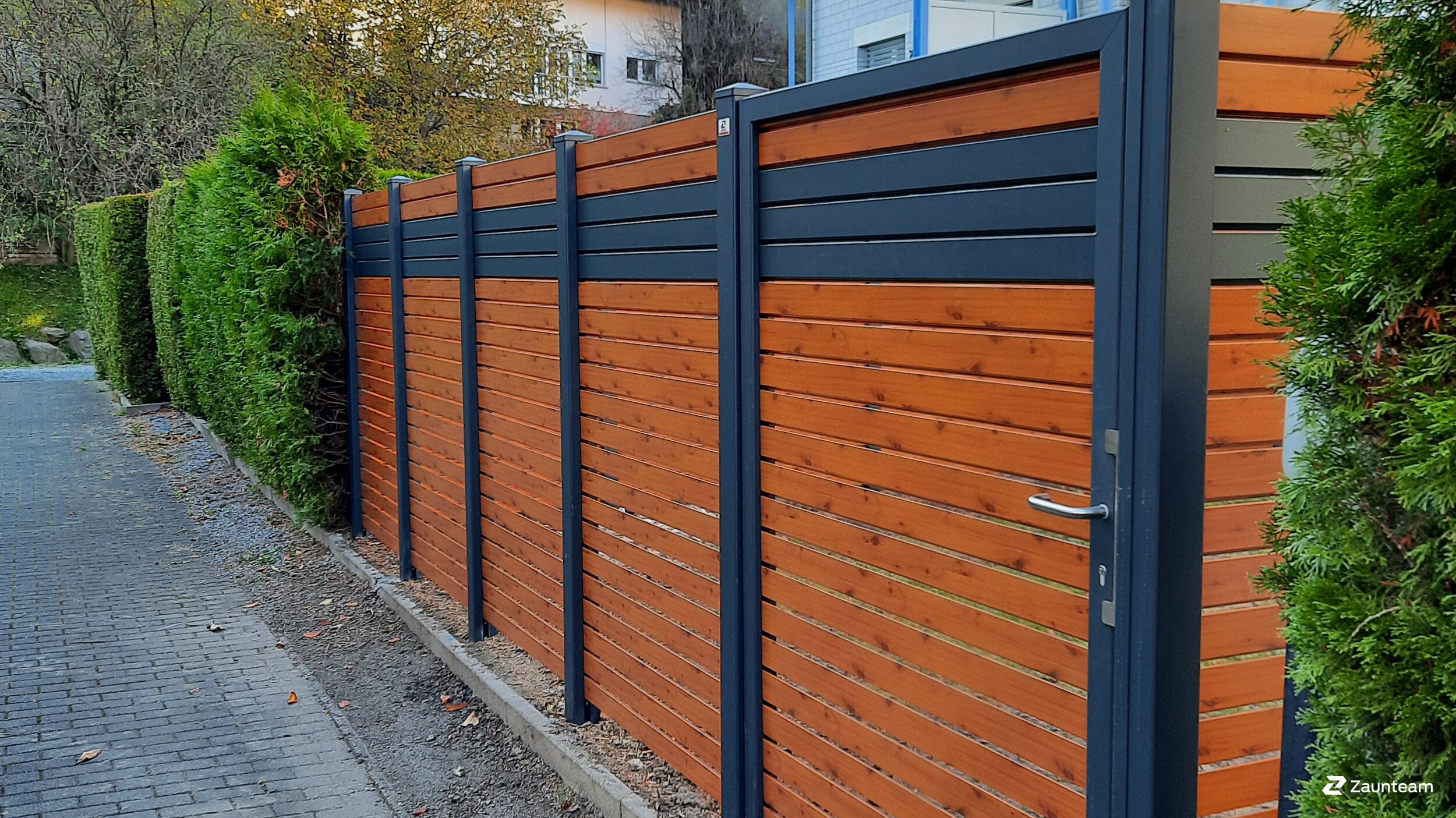 Aluminium Sichtschutz aus dem 2021 in 9477 Trübbach Schweiz von Zaunteam Werdenberg.