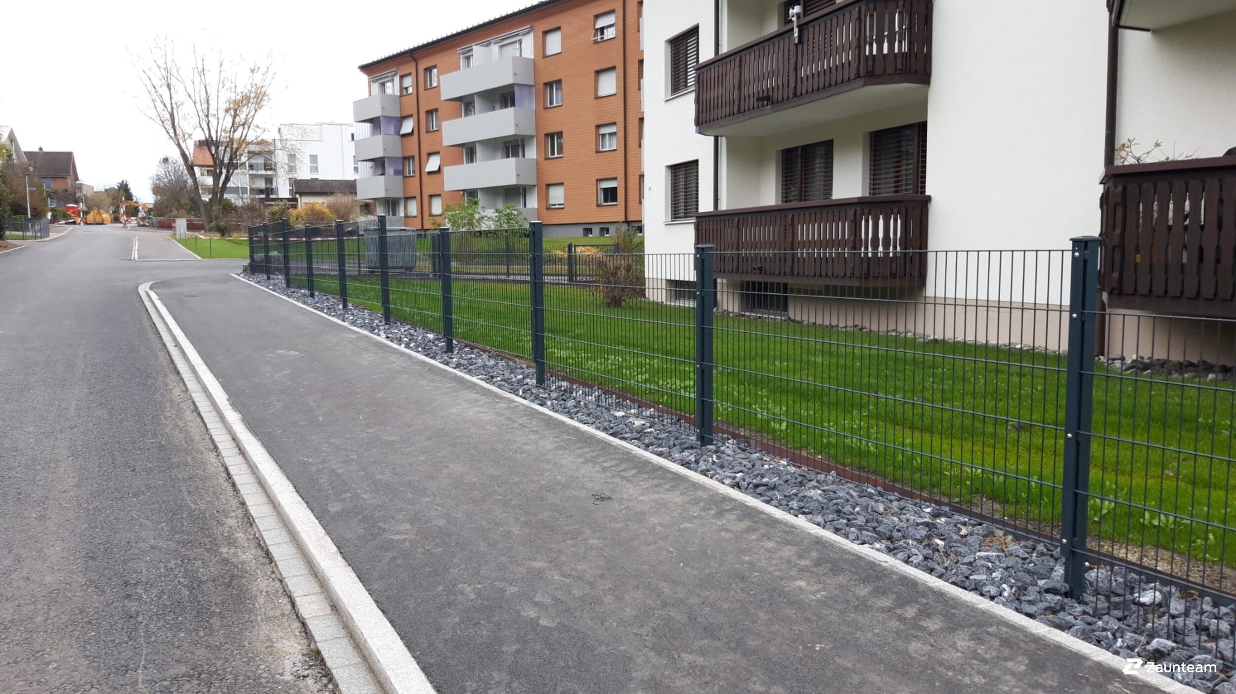 Doppelstabmattenzaun aus dem 2020 in 9470 Buchs Schweiz von Zaunteam Werdenberg.