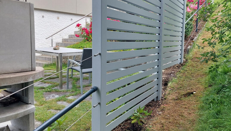 Aluminium Sichtschutz aus dem 2025 in 9658 Wildhaus Schweiz von Zaunteam Werdenberg.