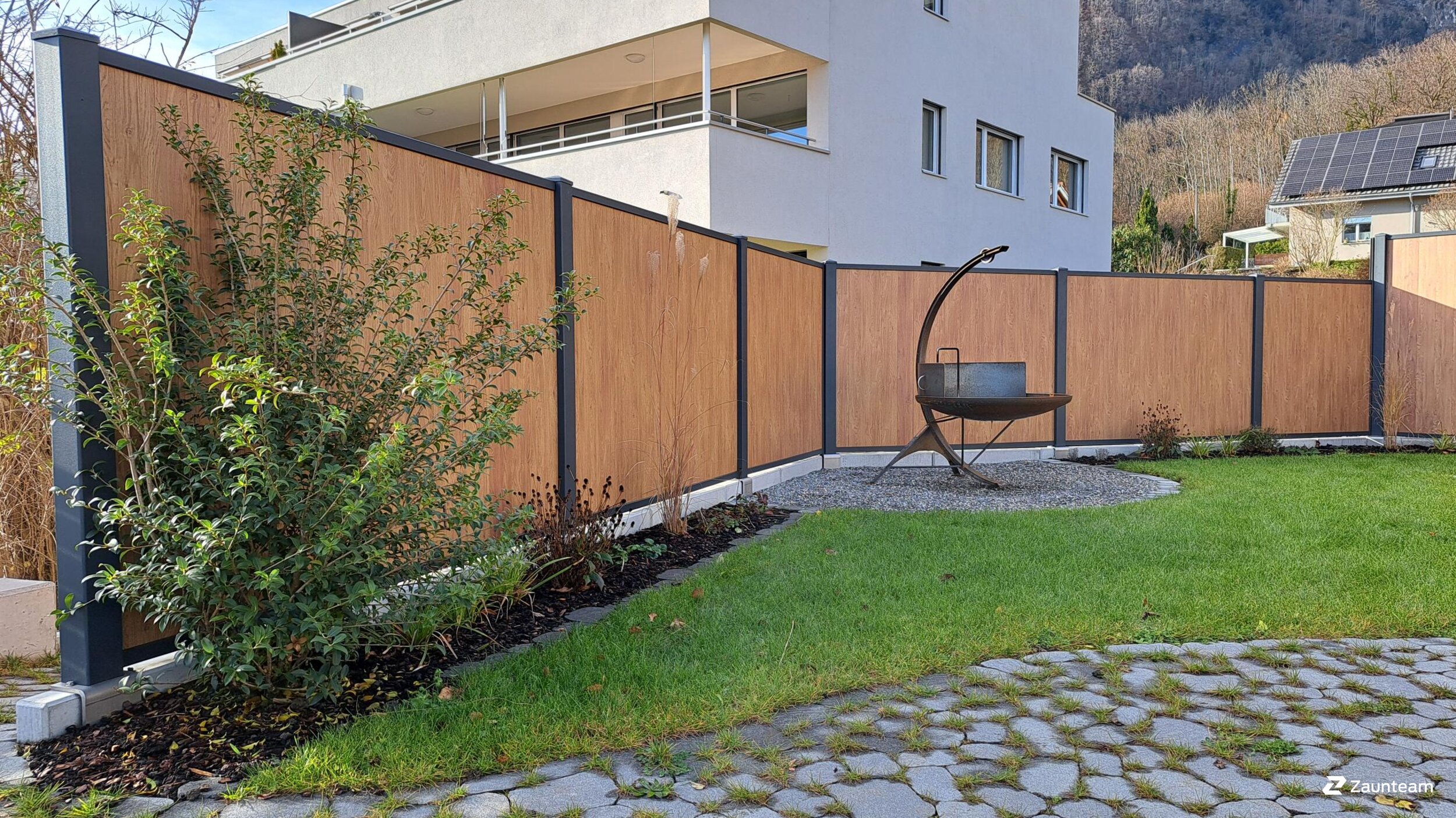 Aluminium Sichtschutz aus dem 2025 in 9466 Sennwald Schweiz von Zaunteam Werdenberg.