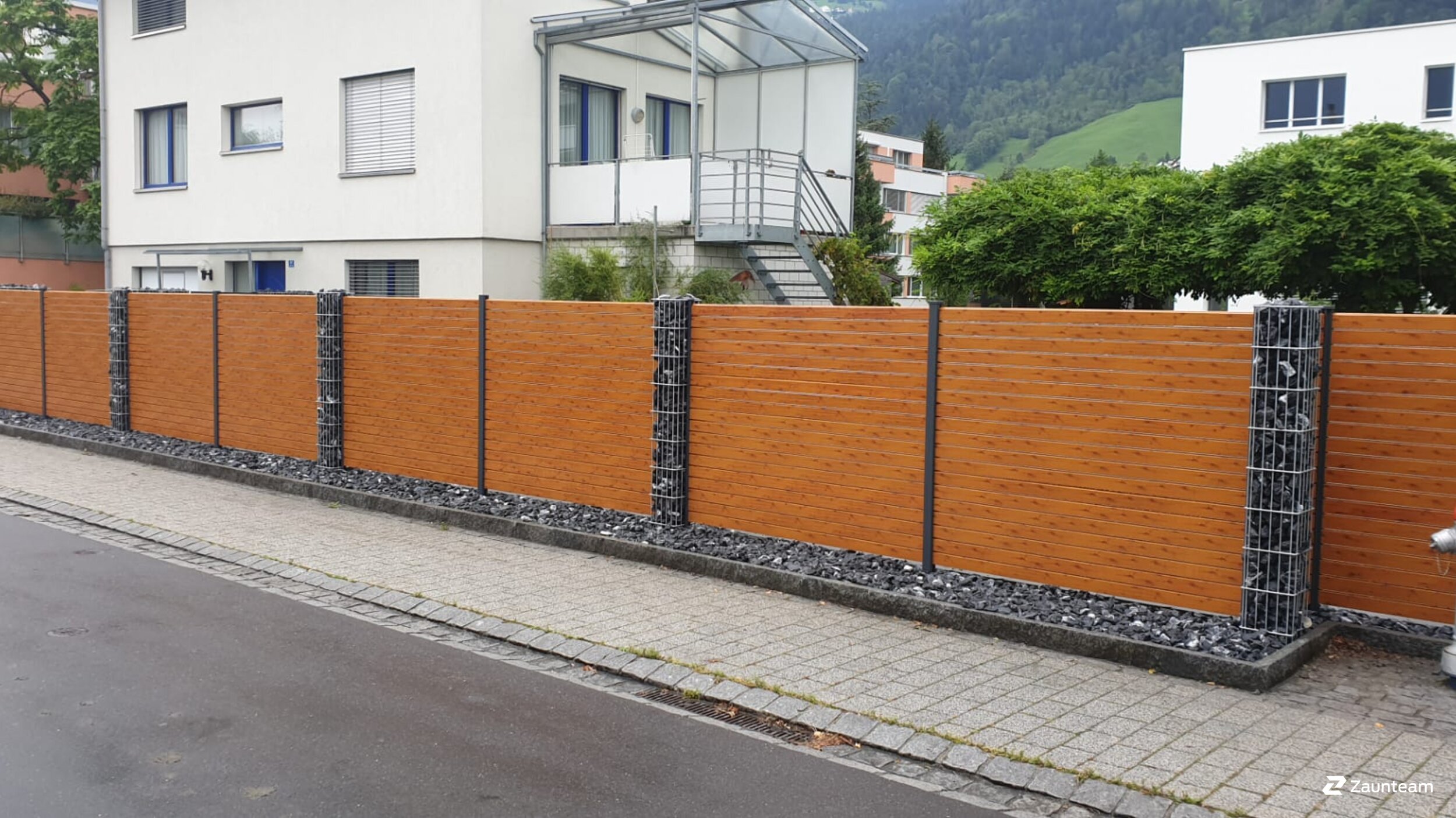 Aluminium Sichtschutz aus dem 2019 in 9495 Triesen Schweiz von Zaunteam Heidiland.