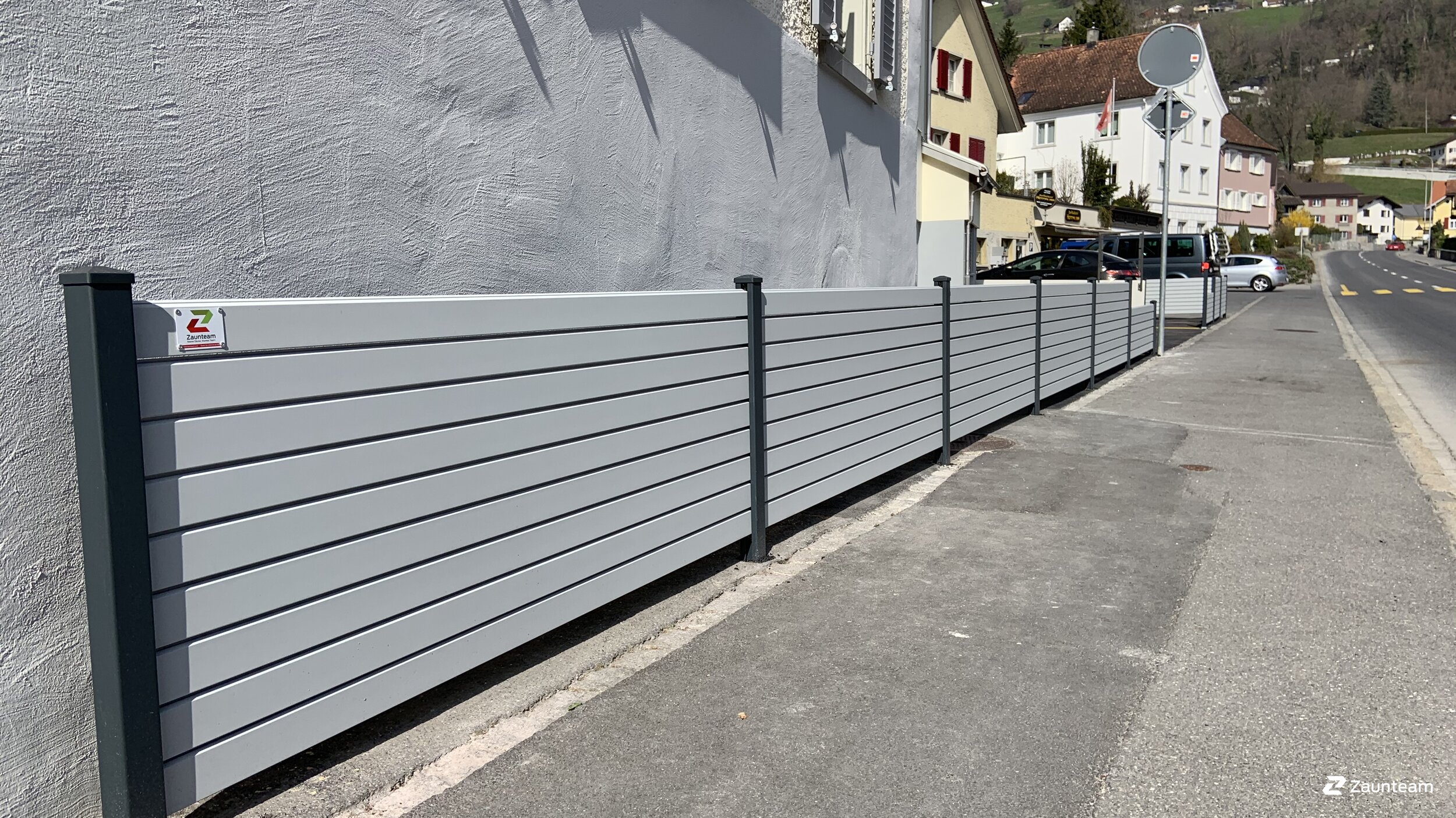 Aluminium Sichtschutz aus dem 2021 in 7320 Sargans Schweiz von Zaunteam Heidiland.