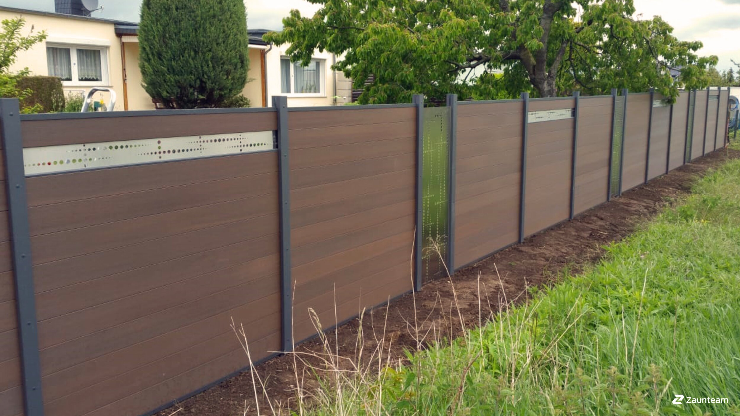 Pare-vue en WPC de 2021 à 39122 Magdeburg Allemagne de Zaunteam Magdeburg-Harz.