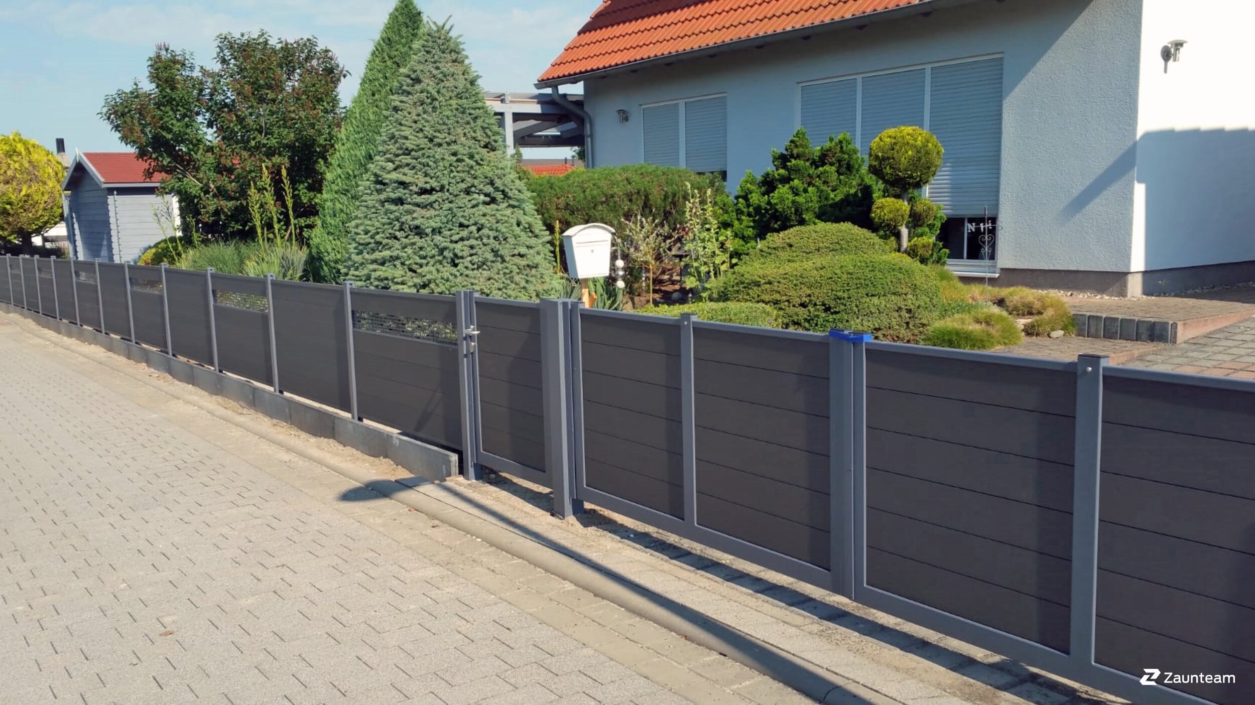 Pare-vue en WPC de 2023 à 38820 Halberstadt Allemagne de Zaunteam Magdeburg-Harz.