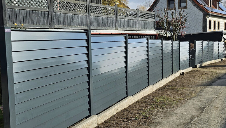 Aluminium Sichtschutz aus dem 2024 in 38879 Schierke Deutschland von Zaunteam Magdeburg-Harz.