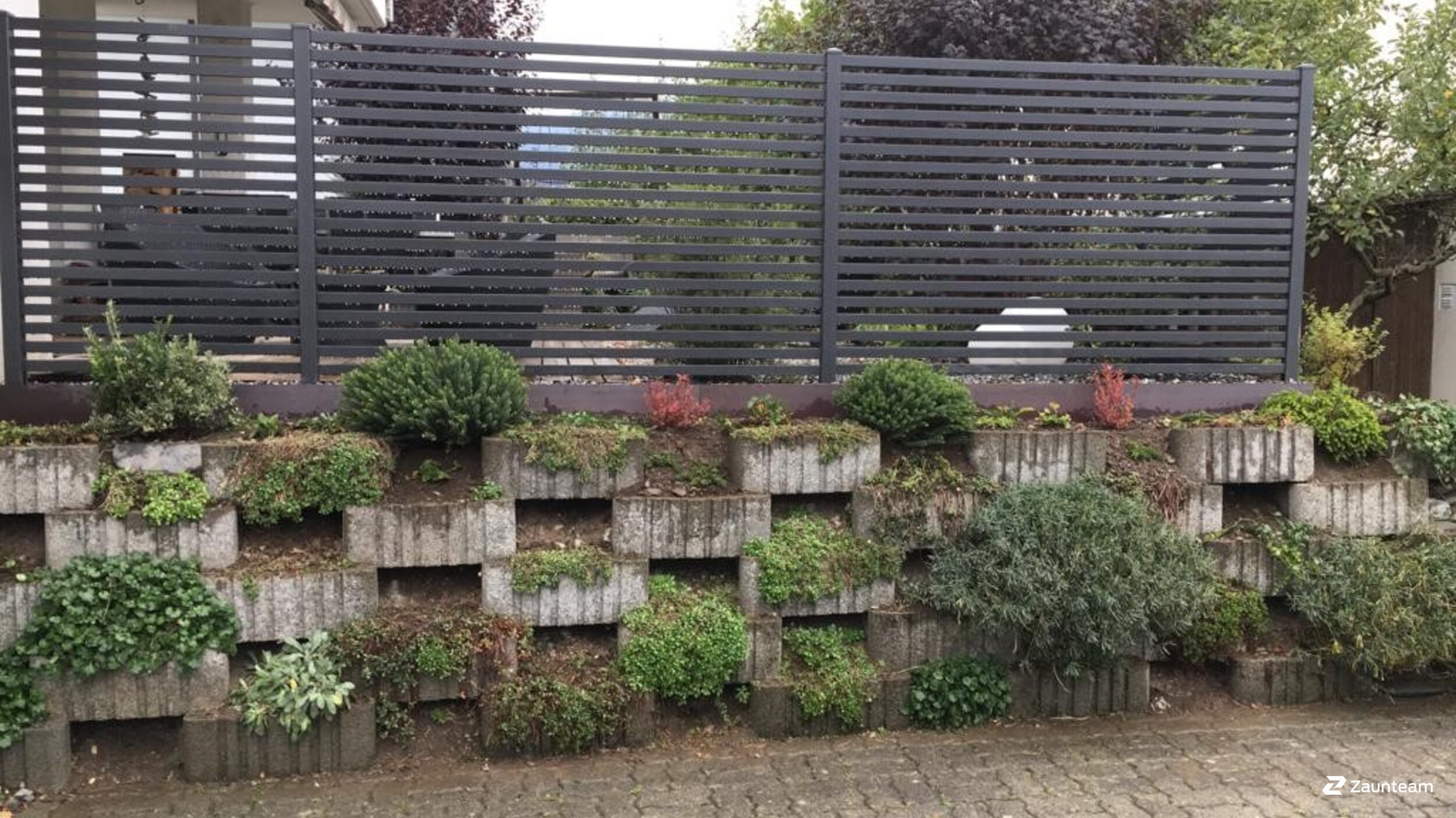 Aluminium Sichtschutz aus dem 2018 in 7402 Bonaduz Schweiz von Franchise AG.