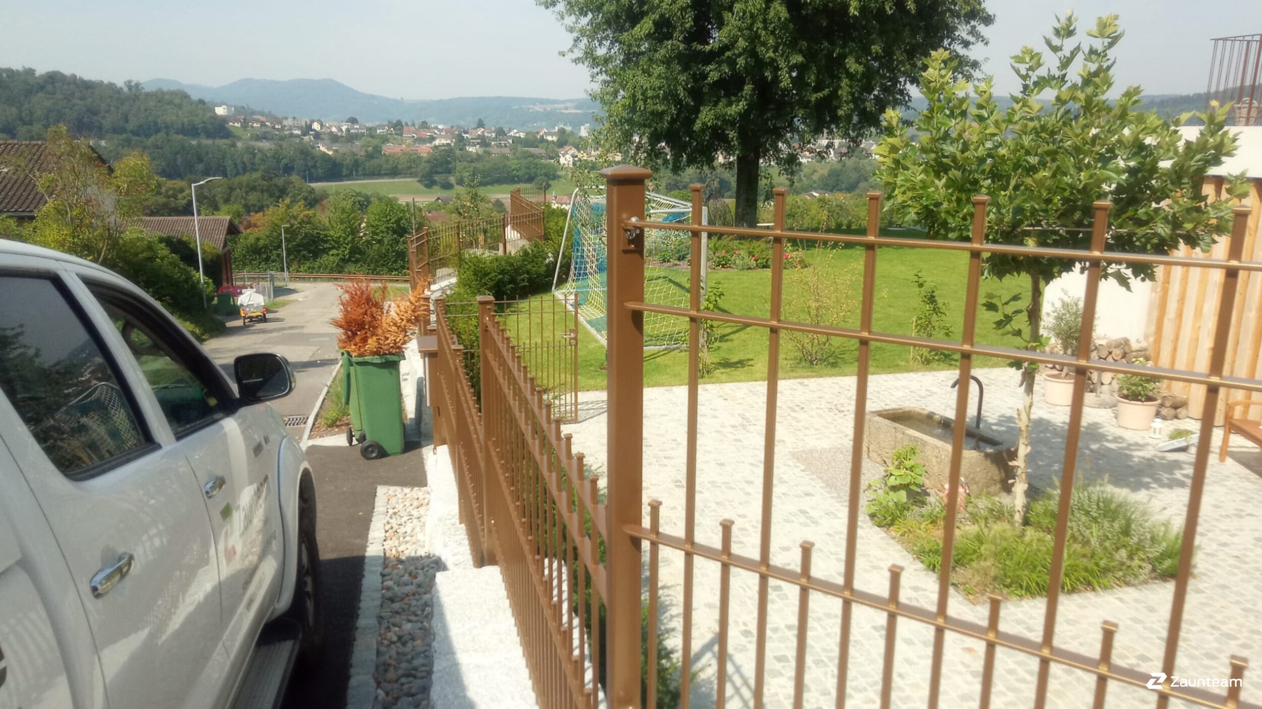 Clôture classique de 2020 à 5412 Gebenstorf Suisse de Zaunteam Aargau AG.