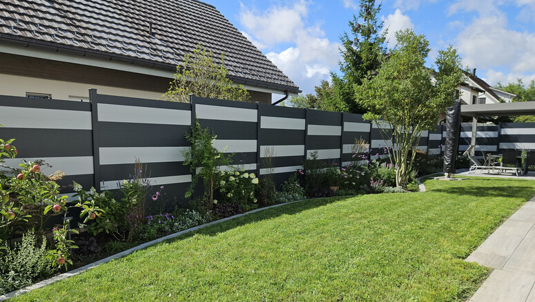 Aluminium Sichtschutz aus dem 2025 in 5608 Stetten Schweiz von Zaunteam Aargau AG.