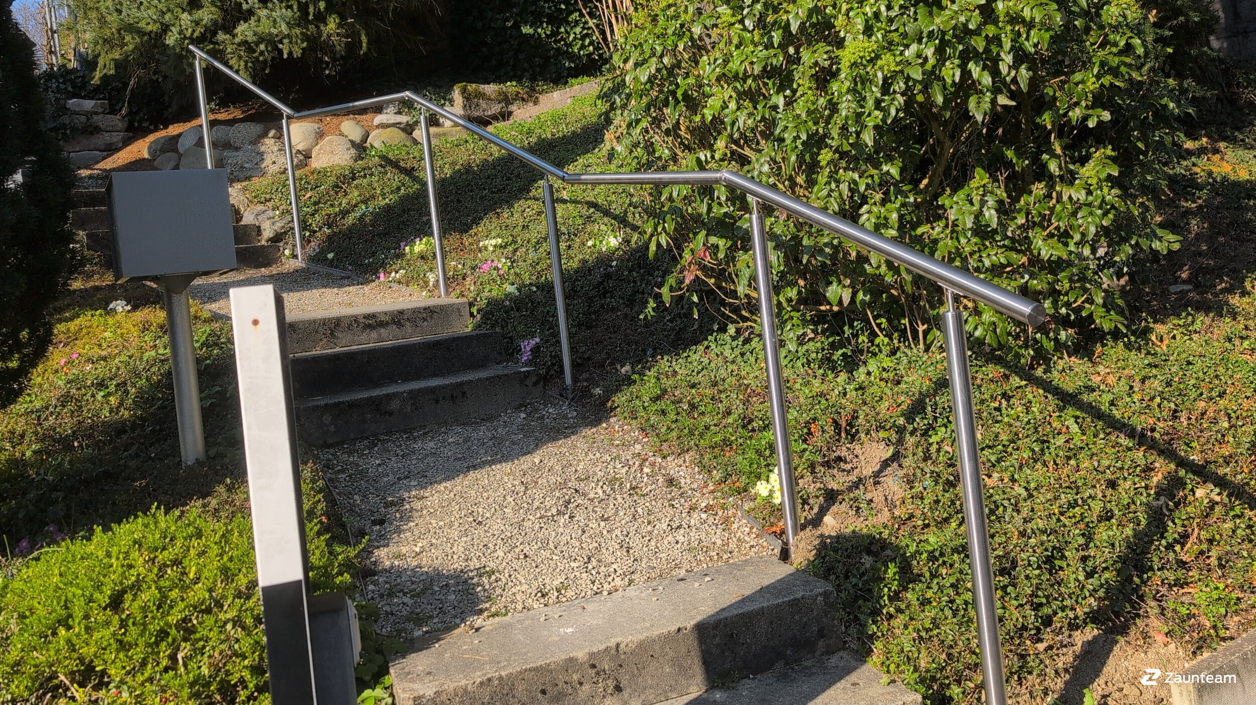 Garde-corps et main-courantes de 2026 à 5443 NIederrohrdorf Suisse de Zaunteam Aargau AG.