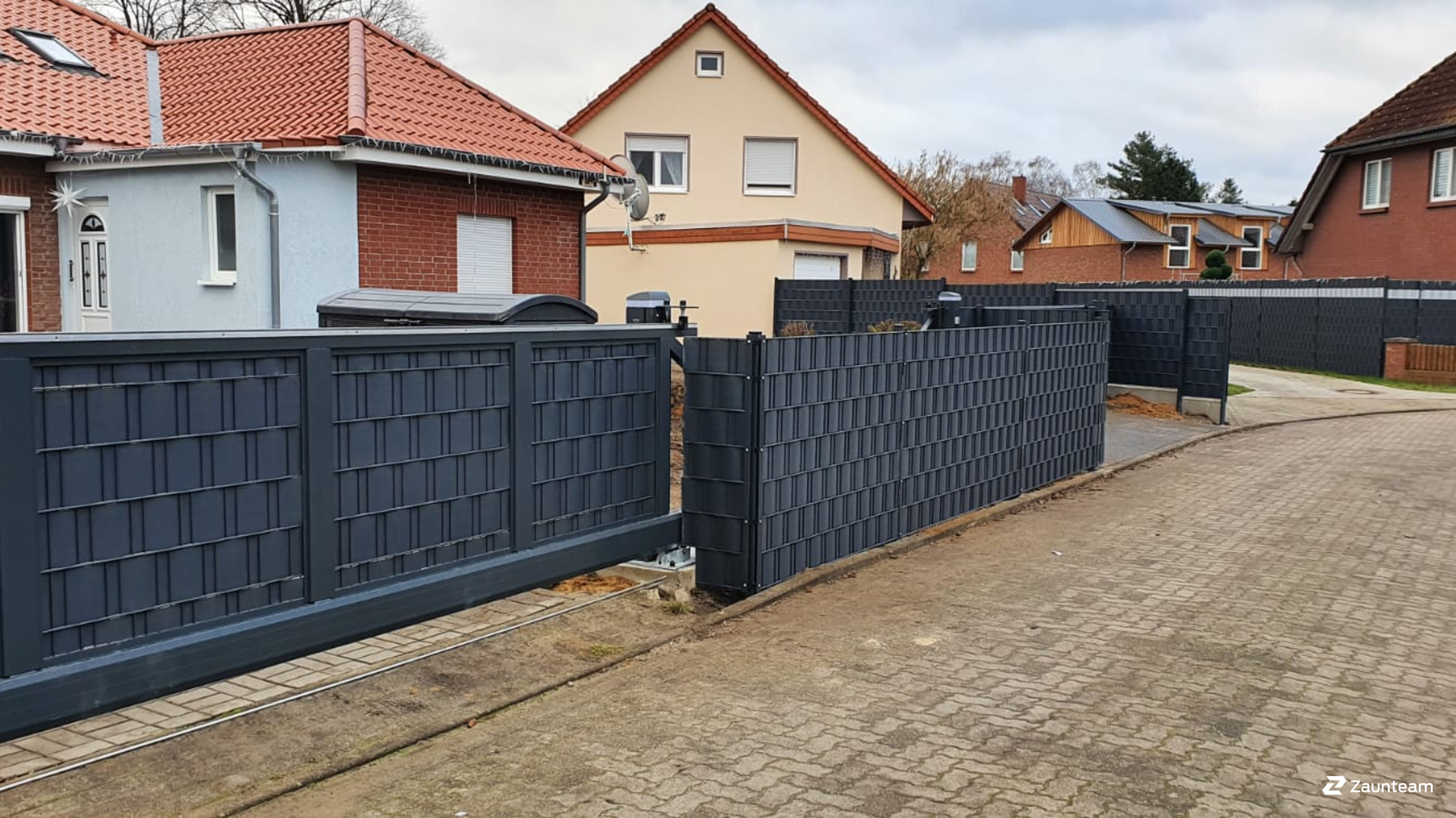 Automatische Tore aus dem 2020 in 29393 Gr. Oesingen Deutschland von Zaunteam Südheide-Altmark.