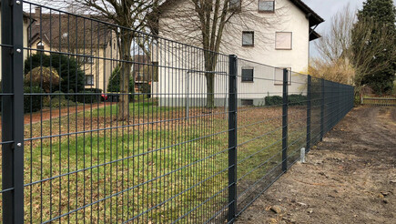 Doppelstabmattenzaun aus dem 2019 in 58706 Menden Deutschland von Zaunteam Sauerland.