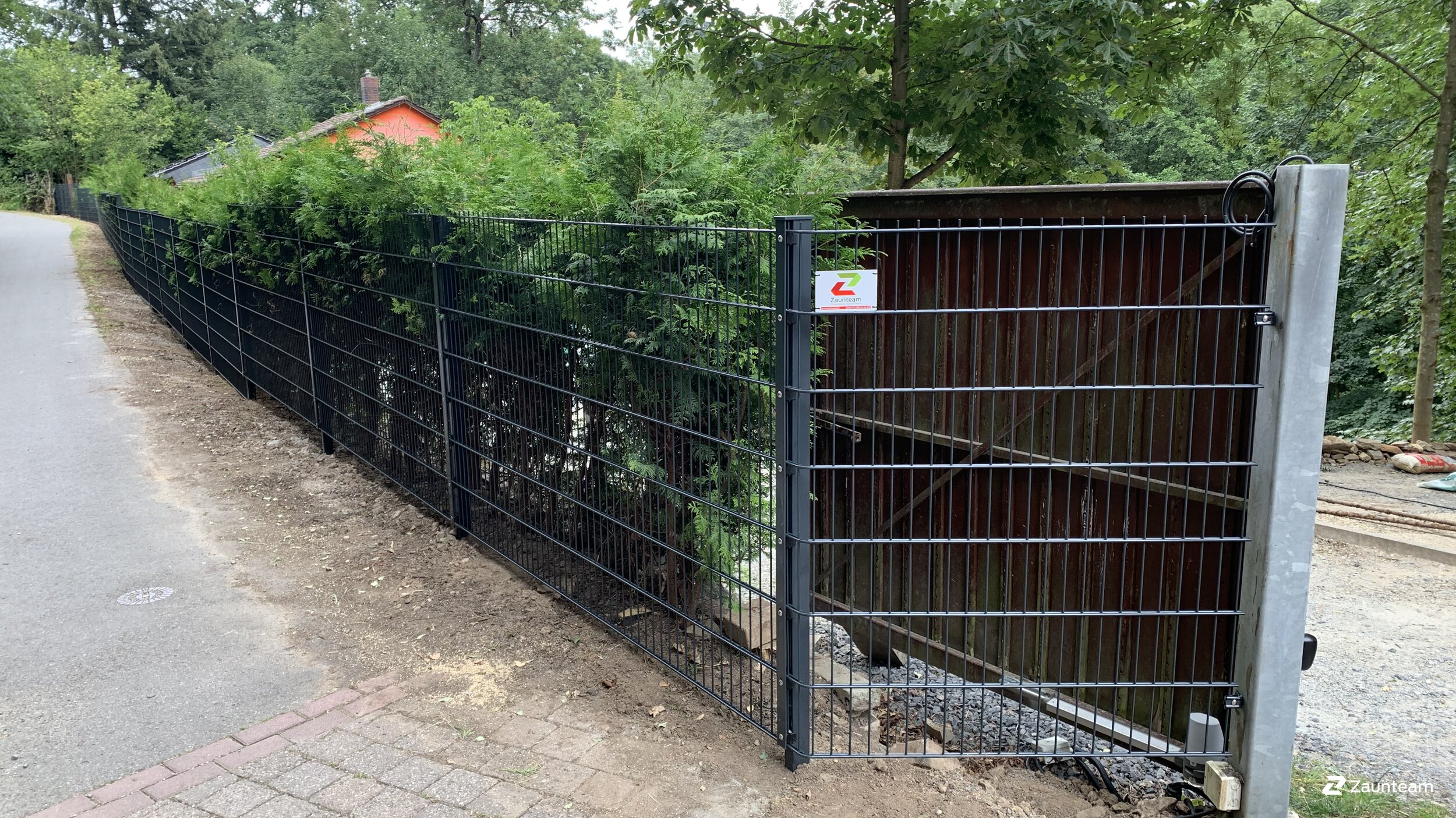 Doppelstabmattenzaun aus dem 2020 in 69518 Absteinach Deutschland von Zaunteam Weschnitztal.