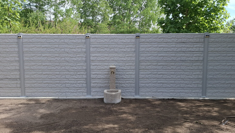 Betonzaun aus dem 2026 in 4210 Gallneukirchen Österreich von Zaunteam Unteres-Mühlviertel.