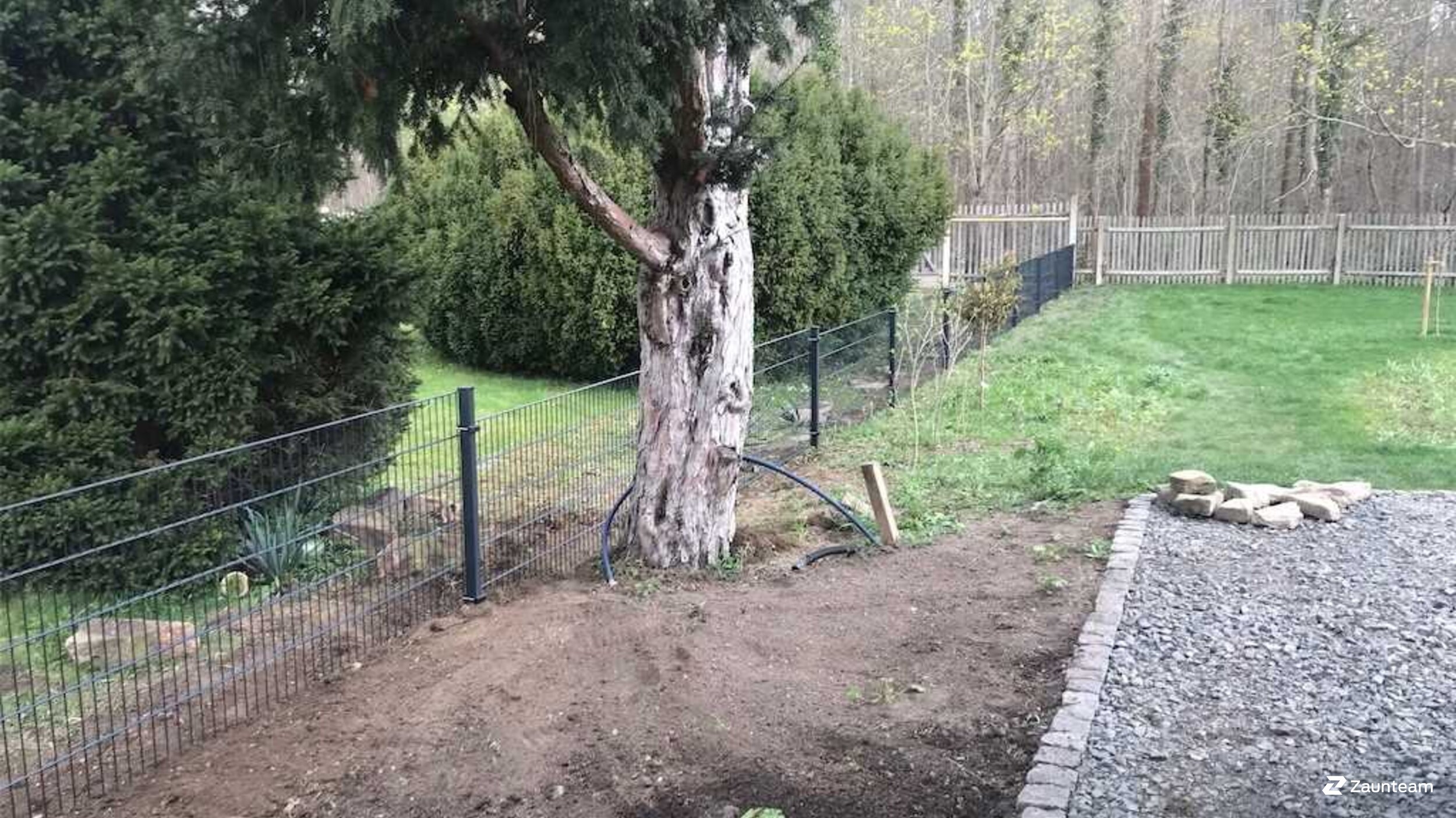 Doppelstabmattenzaun aus dem 2021 in 04416 Markkleeberg Deutschland von Zaunteam Leipzig.