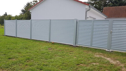 Protection brise-vue en aluminium de 2023 à 04509 Schkeuditz Allemagne de Zaunteam Leipzig.