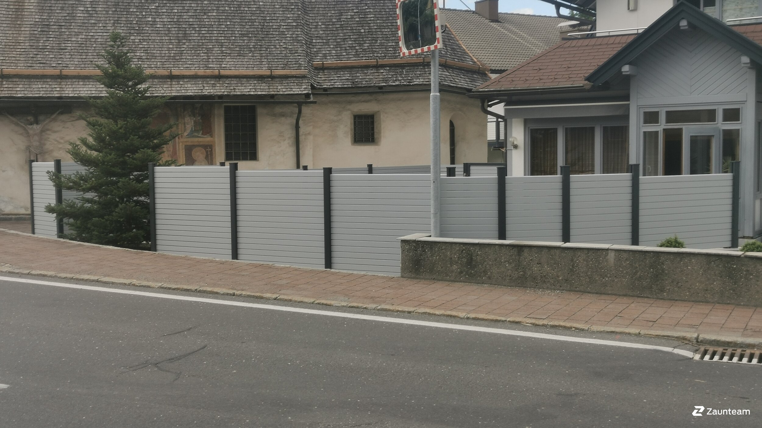 Aluminium Sichtschutz aus dem 2022 in 9500 Villach Österreich von Zaunteam Kärnten-Mitte.