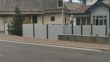 Aluminium Sichtschutz aus dem 2022 in 9500 Villach Österreich von Zaunteam Kärnten-Mitte.