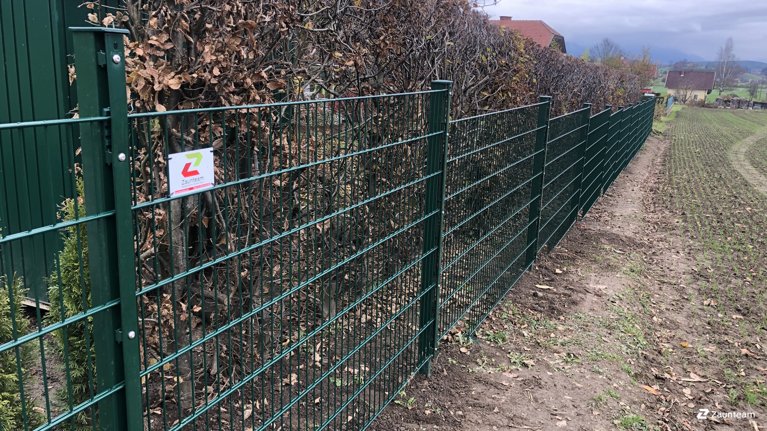Doppelstabmattenzaun aus dem 2020 in 9812 Pusarnitz Österreich von Zaunteam Kärnten-West-Osttirol.