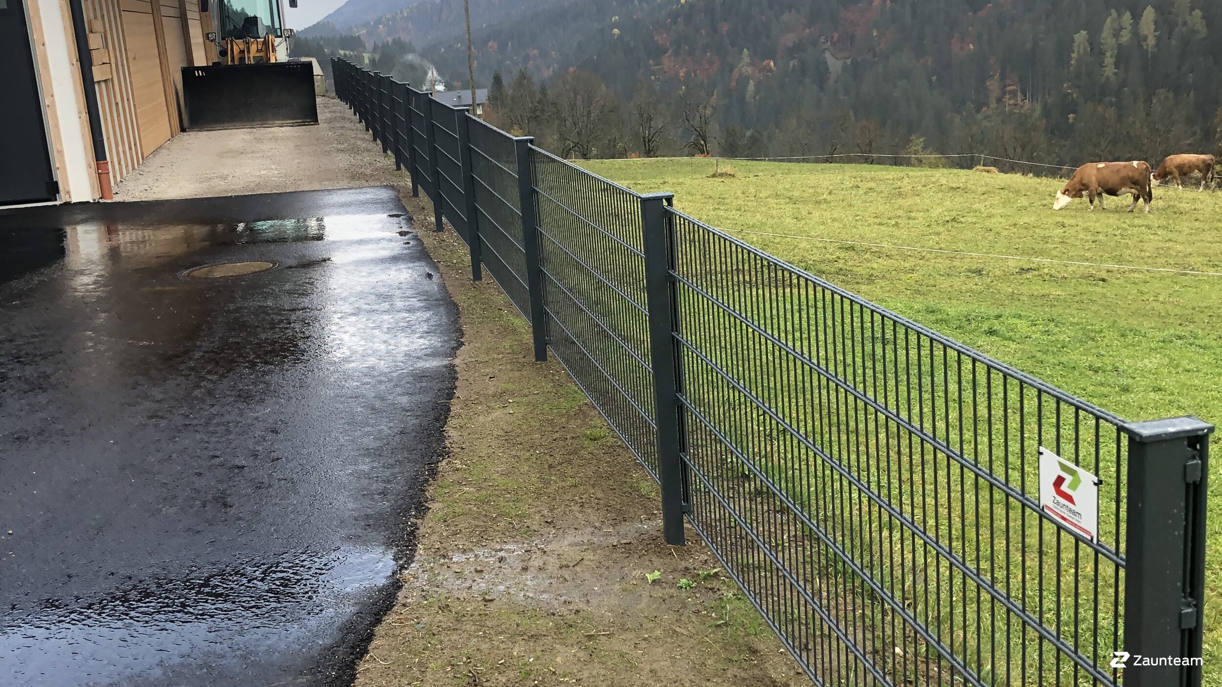 Doppelstabmattenzaun aus dem 2020 in 9653 Liesing Österreich von Zaunteam Kärnten-West-Osttirol.