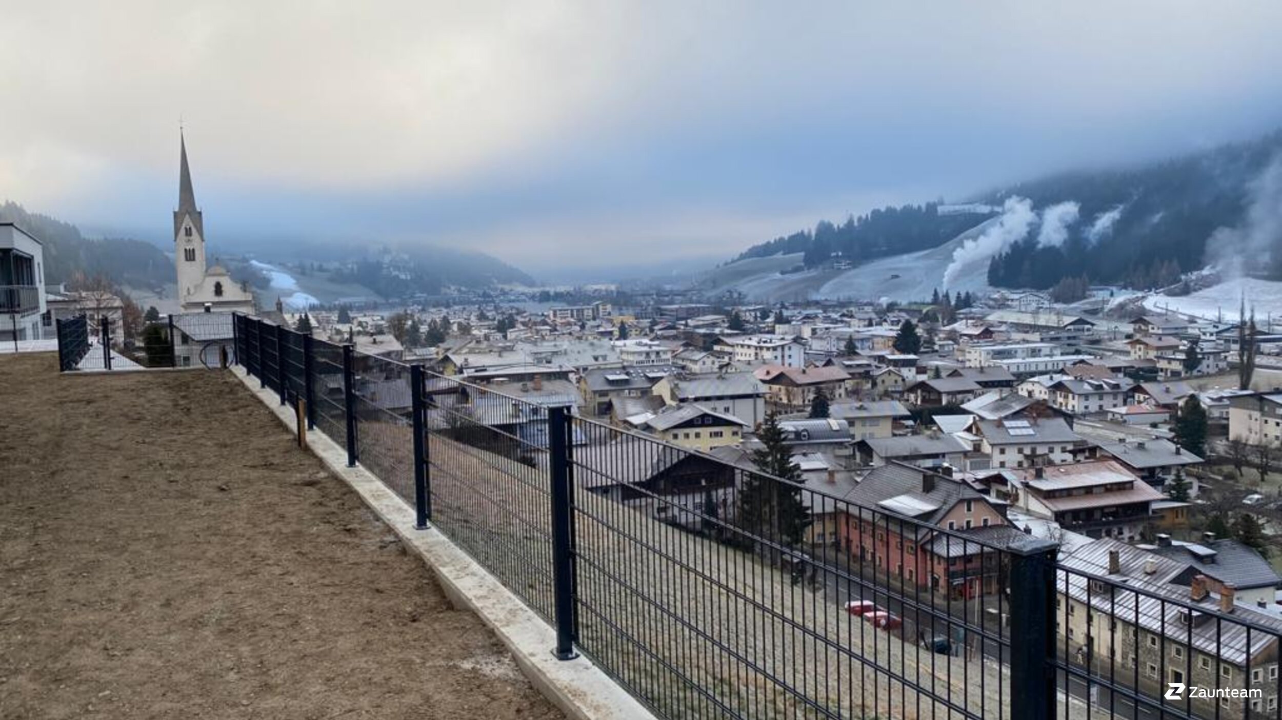 Doppelstabmattenzaun aus dem 2020 in 9920 Silian Österreich von Zaunteam Kärnten-West-Osttirol.
