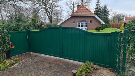 Aluminium Sichtschutz aus dem 2022 in 26340 Zetel Deutschland von Zaunteam Friesische-Wehde.