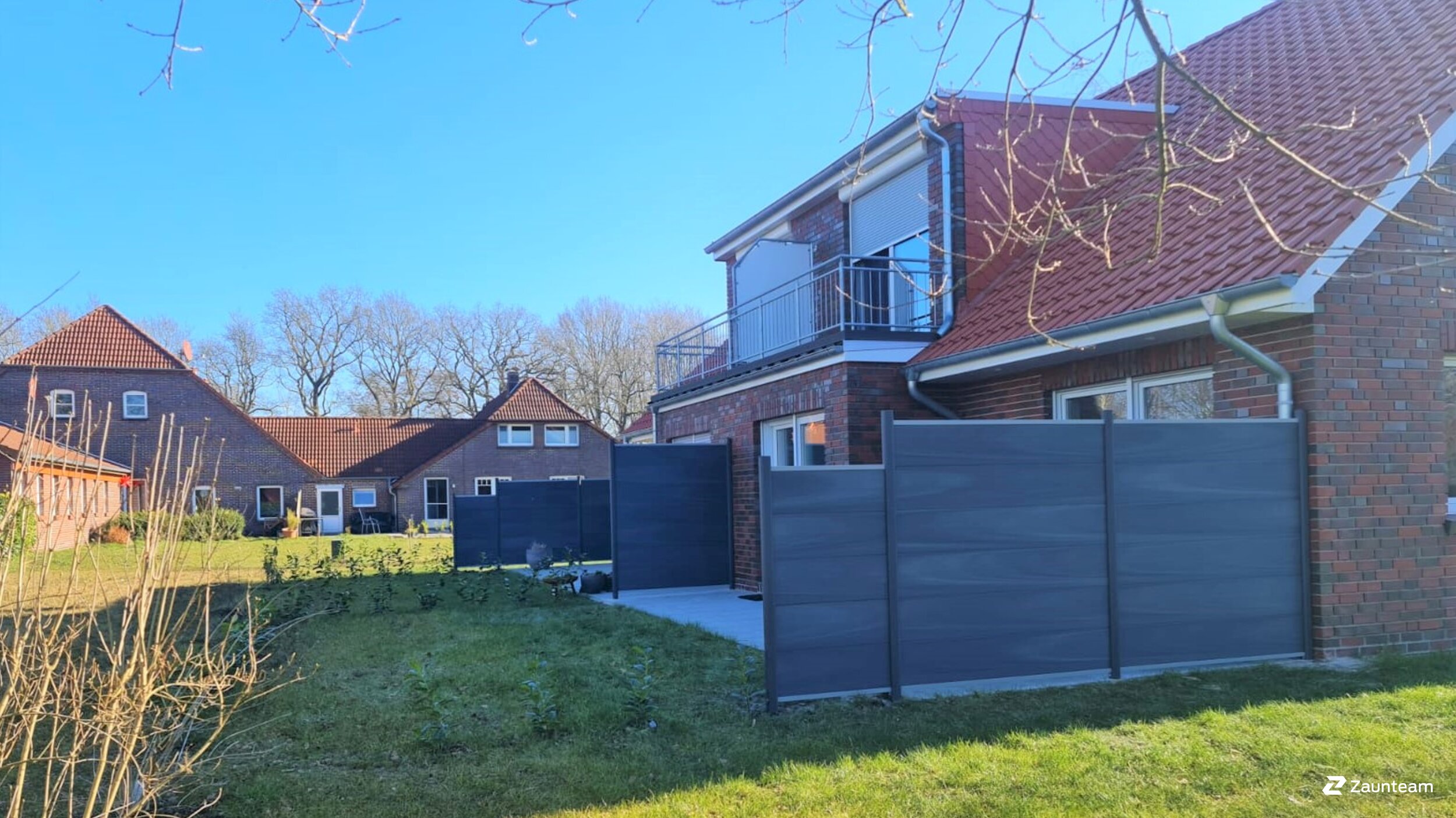 WPC Sichtschutz aus dem 2022 in 26340 Neuenburg Deutschland von Zaunteam Friesische-Wehde.