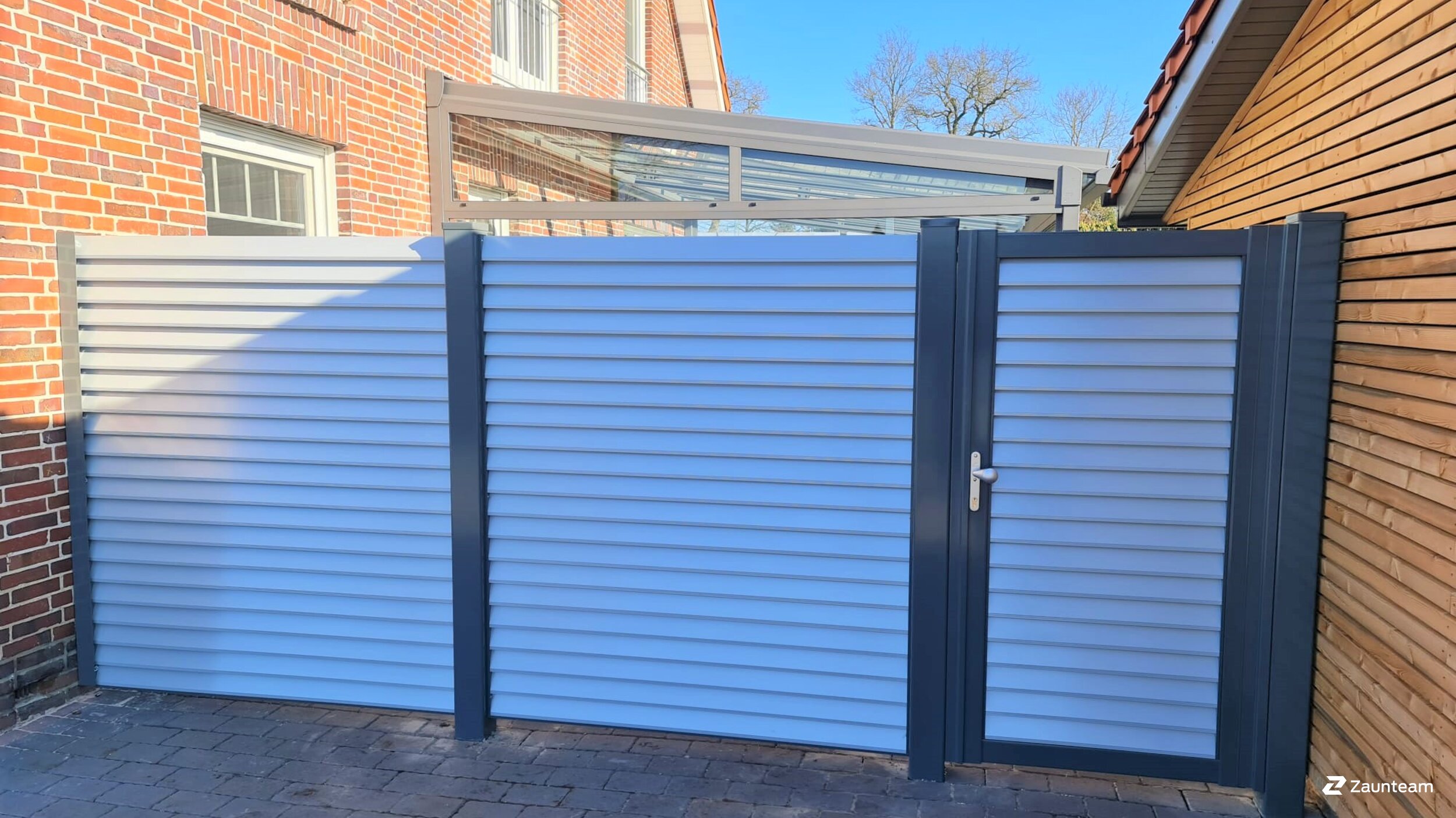 Protection brise-vue en aluminium de 2022 à 26345 Bredehorn Allemagne de Zaunteam Friesische-Wehde.