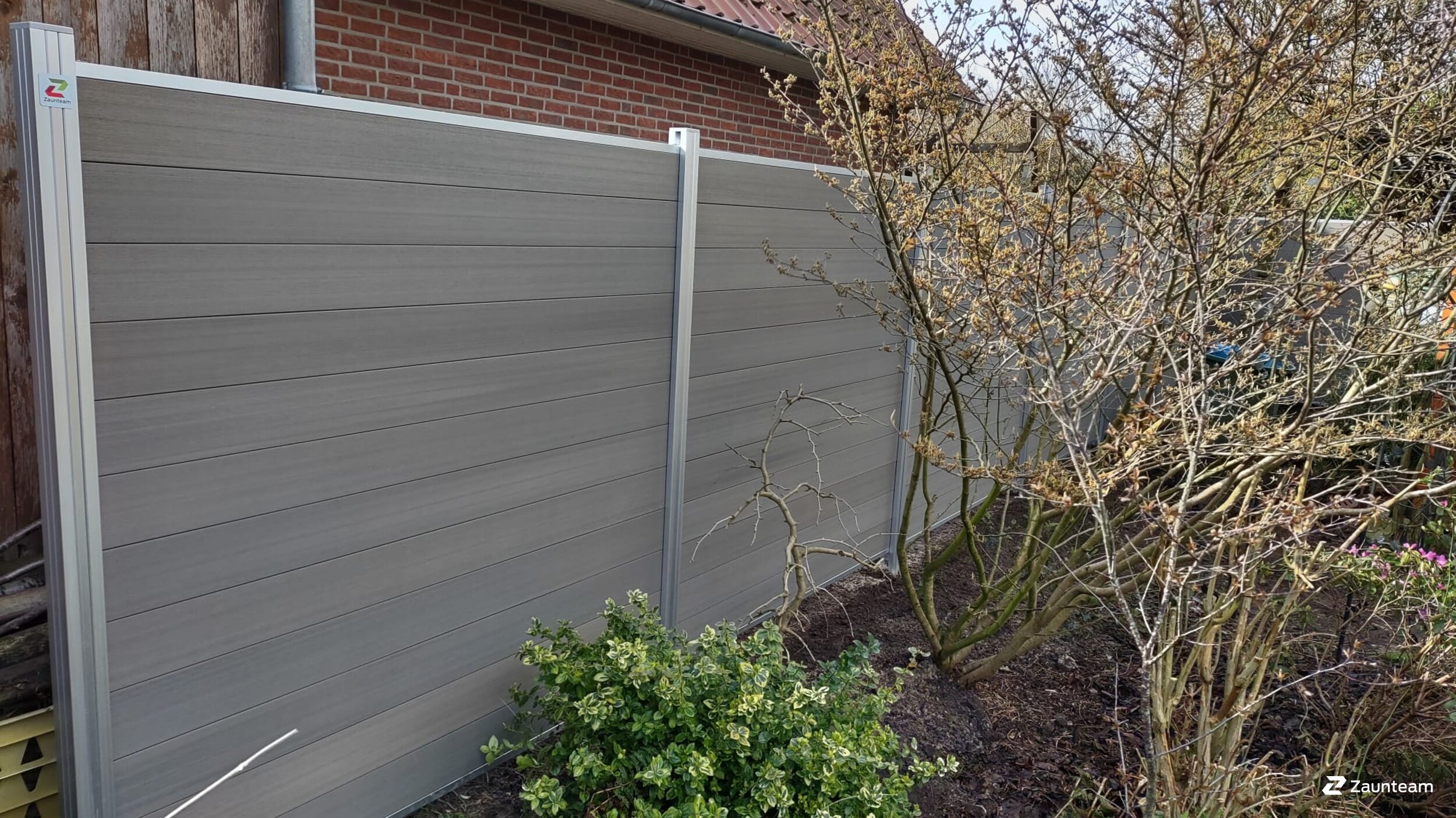 WPC Sichtschutz aus dem 2023 in 26316 Altjührden Deutschland von Zaunteam Friesische-Wehde.