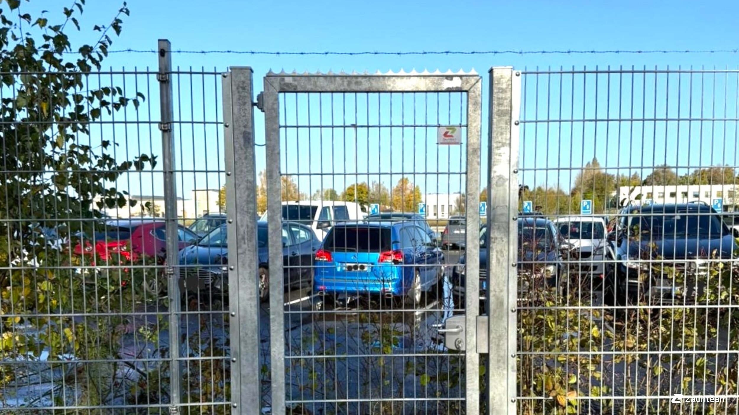 Doppelstabmattenzaun aus dem 2024 in 26133 Oldenburg Deutschland von Zaunteam Friesische-Wehde.