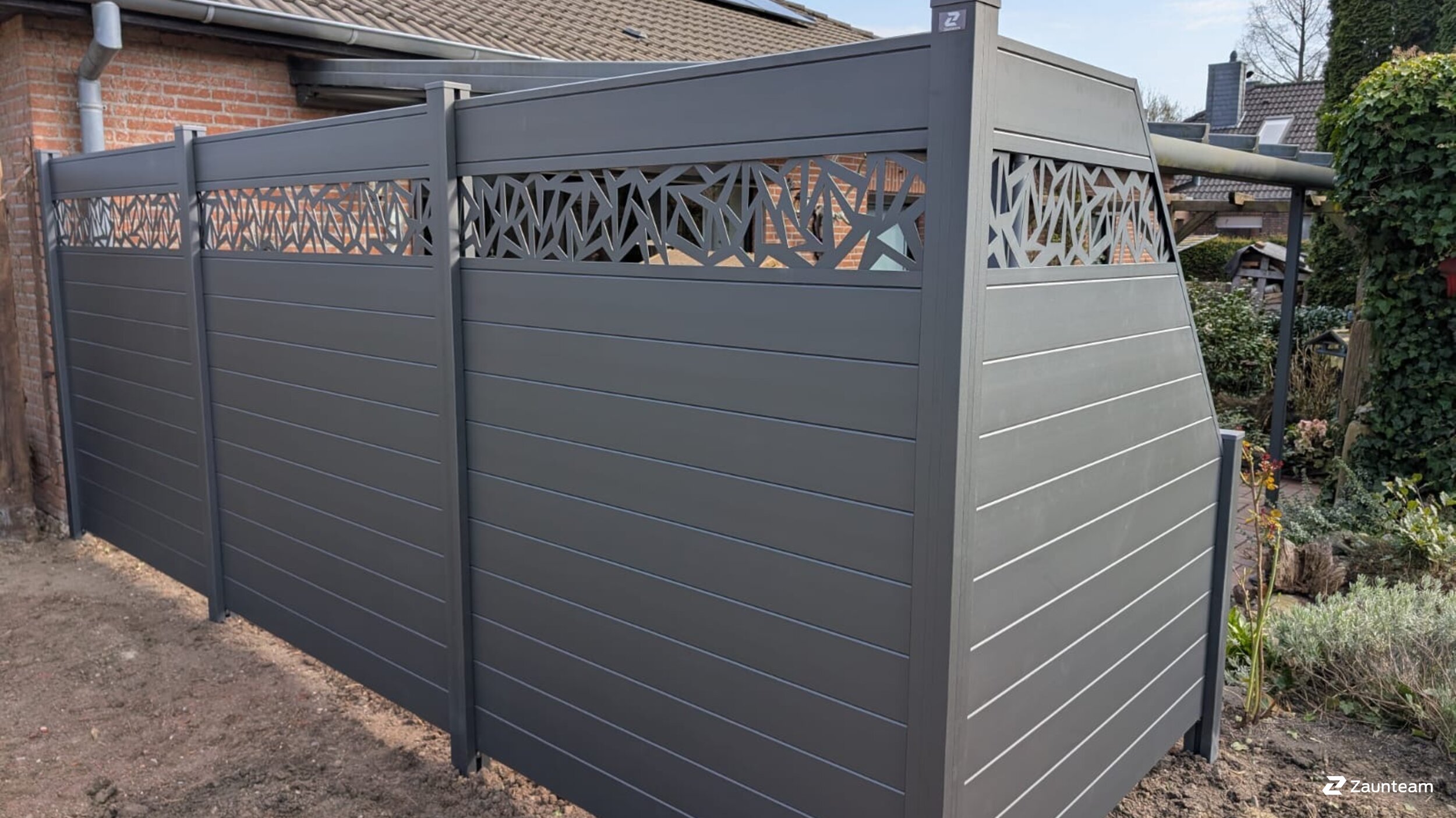 Aluminium Sichtschutz aus dem 2025 in 26386 Wilhelmshaven Deutschland von Zaunteam Friesische-Wehde.