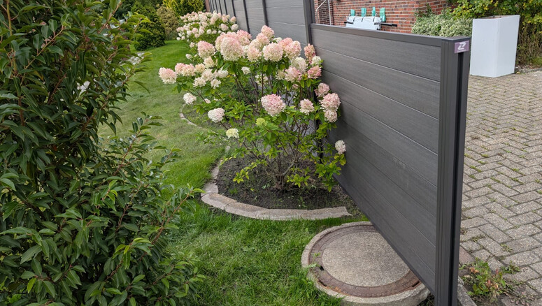 WPC Sichtschutz aus dem 2025 in 26452 Sande Deutschland von Zaunteam Friesische-Wehde.