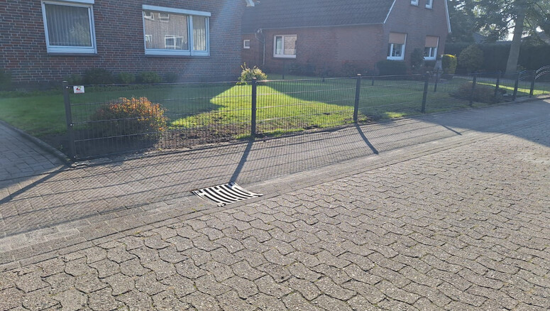 Clôture en panneau double fil de 2025 à 26345 Bockhorn Allemagne de Zaunteam Friesische-Wehde.