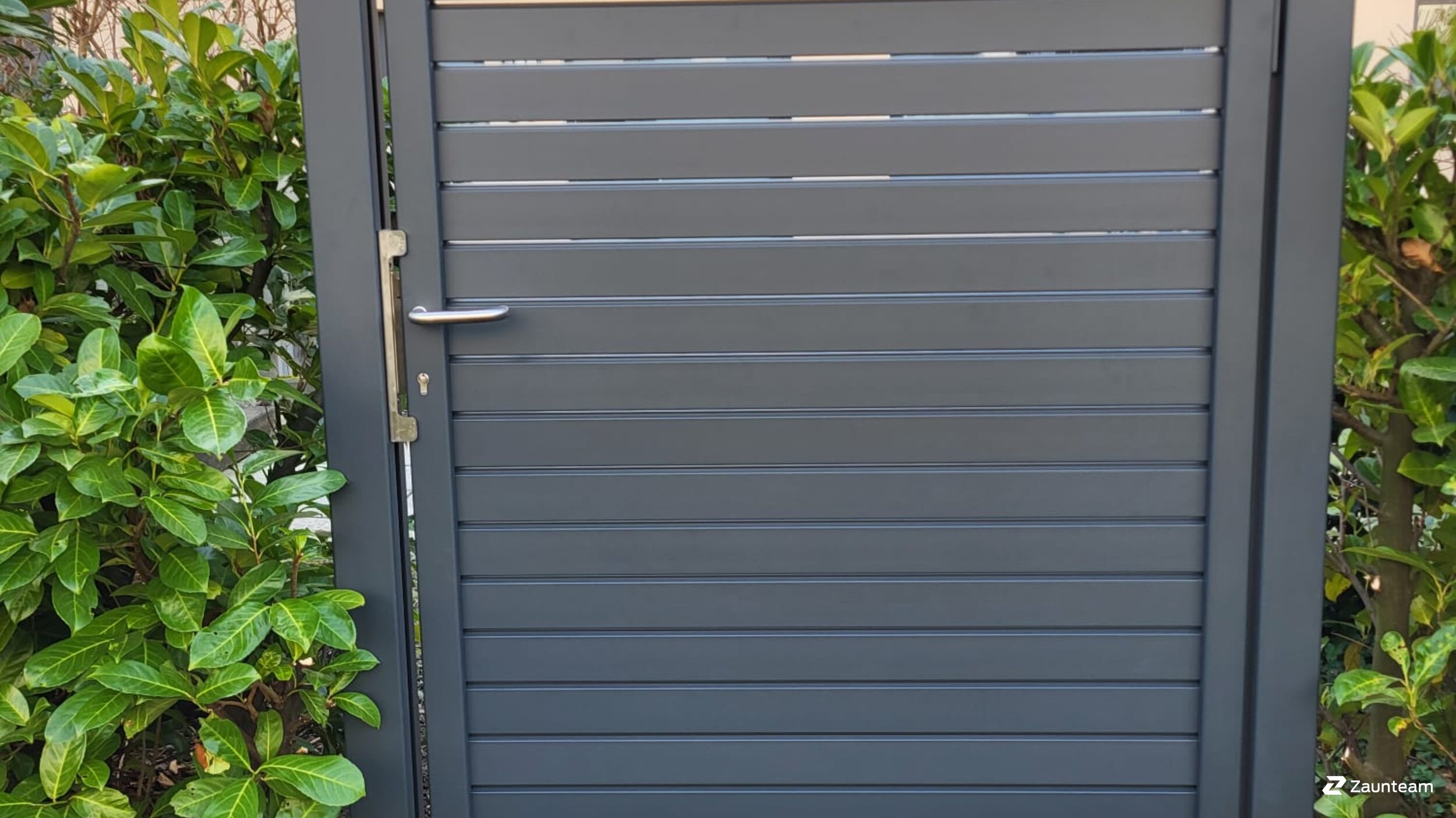 Aluminium Sichtschutz aus dem 2023 in 42781 Haan Deutschland von Franchise AG.